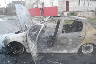 За сутки на Гомельщине сгорели две легковушки